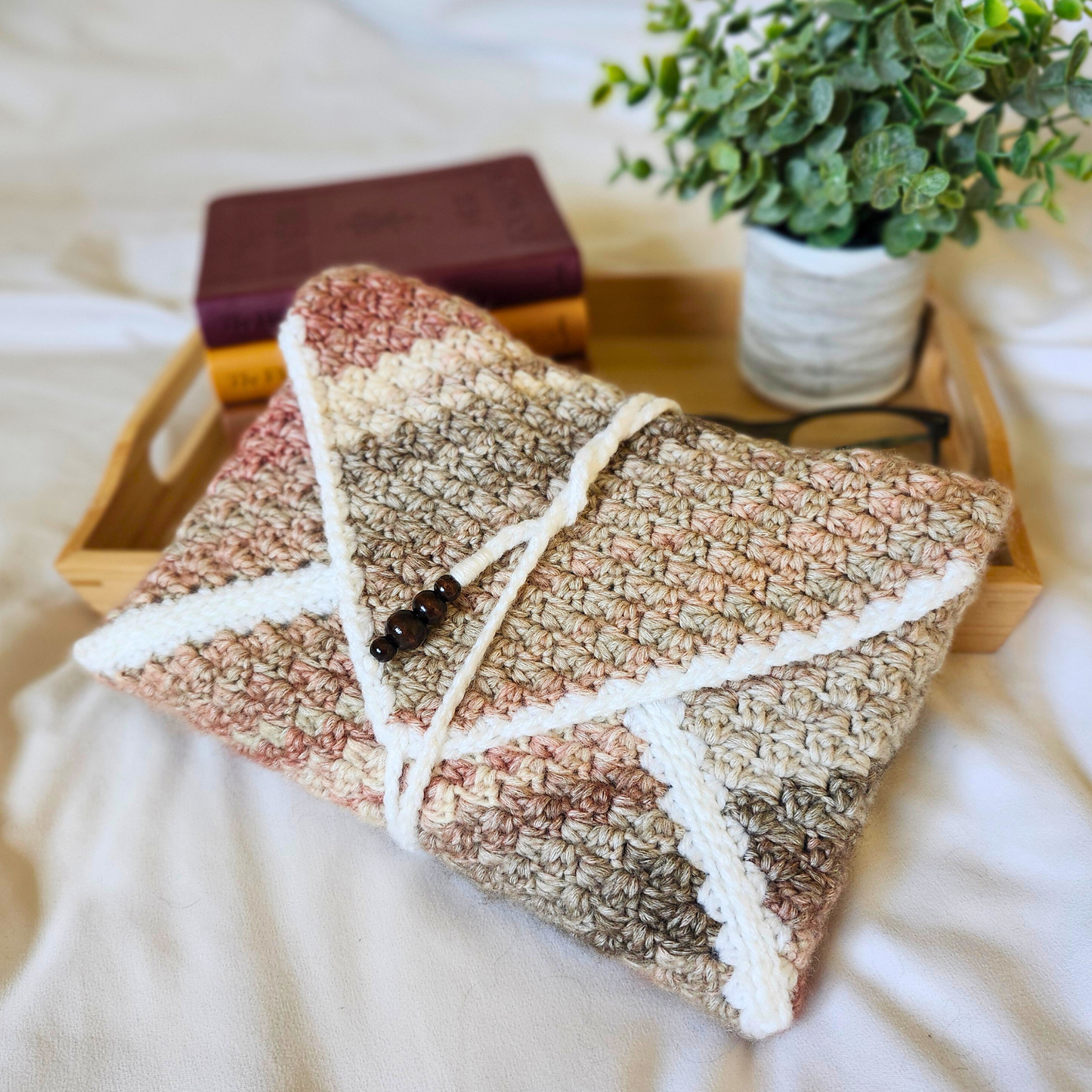 Mocha Wrap Book Sleeve